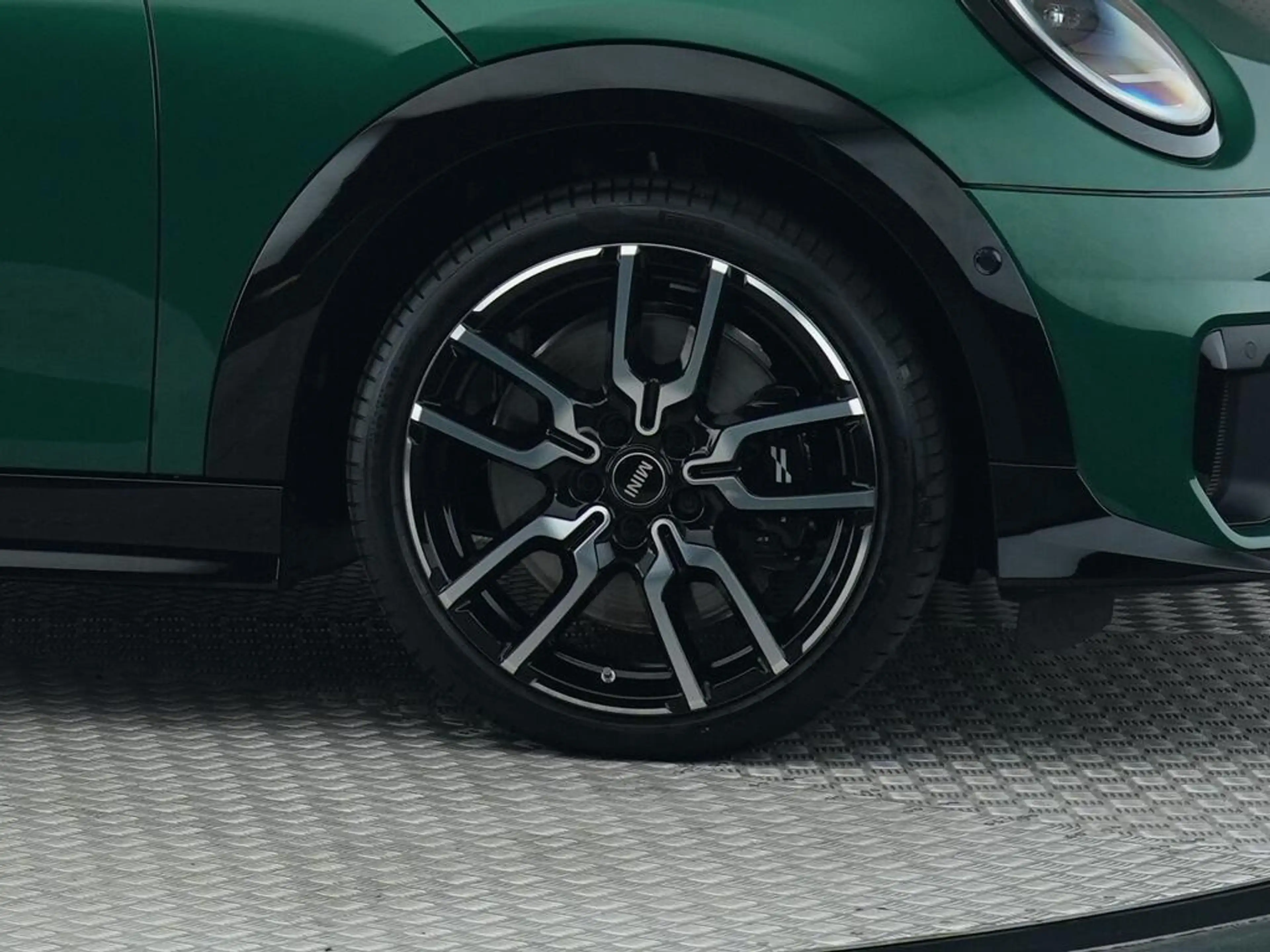 MINI Cooper S Cabrio 2.0 John Cooper Works XL — photo 15