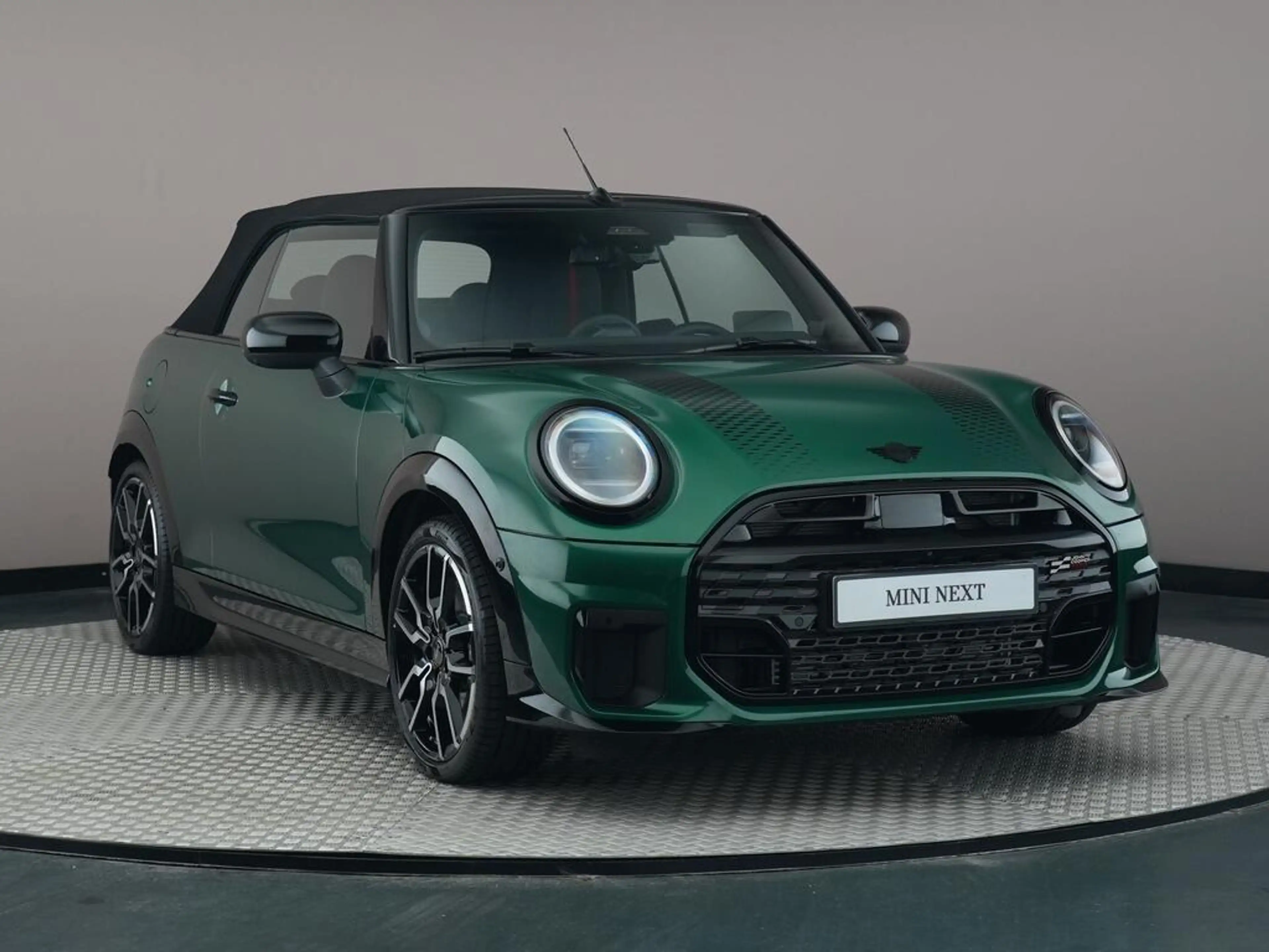 MINI Cooper S Cabrio 2.0 John Cooper Works XL — photo 3