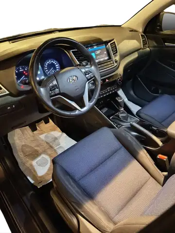 Hyundai Tucson view 4