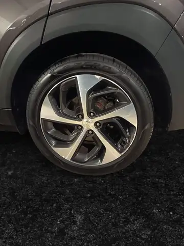 Hyundai Tucson view 3