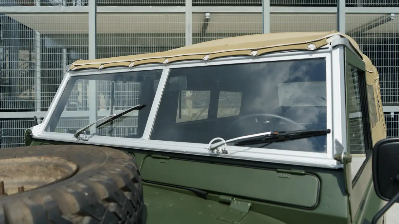 Land Rover Defender 109 Pick Up, foto 10