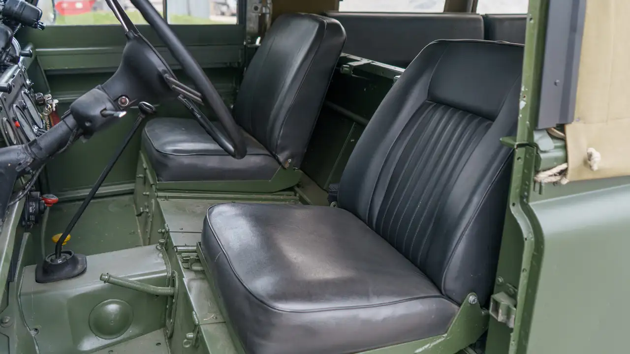 Land Rover Defender 109 Pick Up, foto 7
