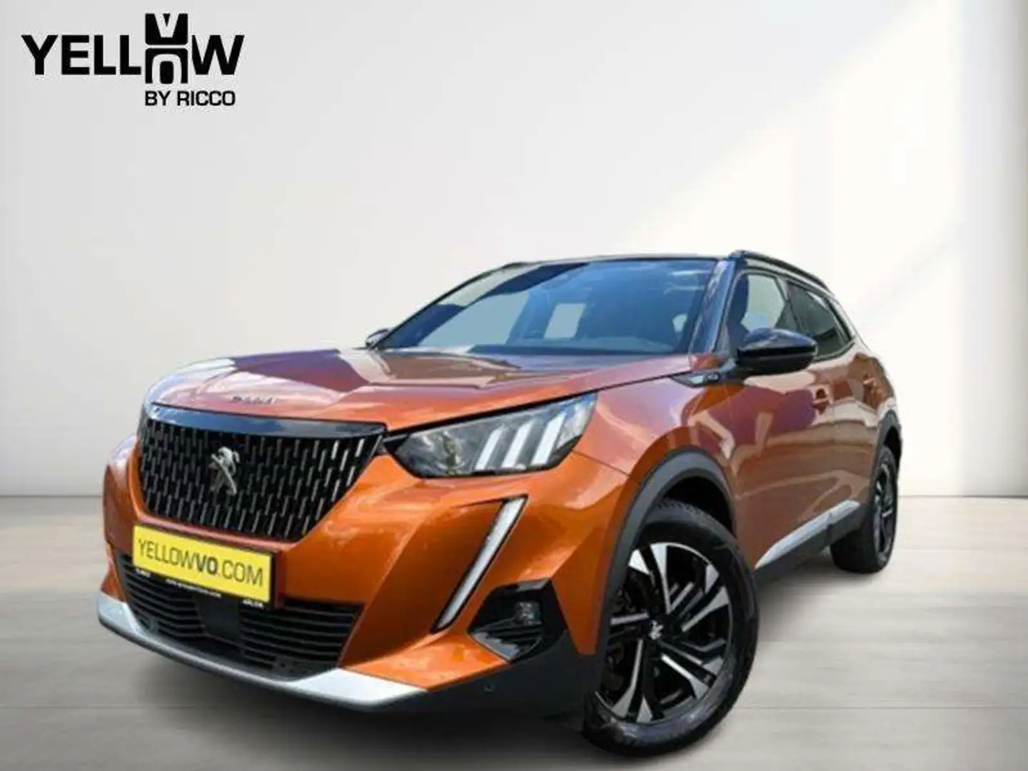 Peugeot 2008 GT / EAT8 / 1.5 BlueHDi Orange - 1