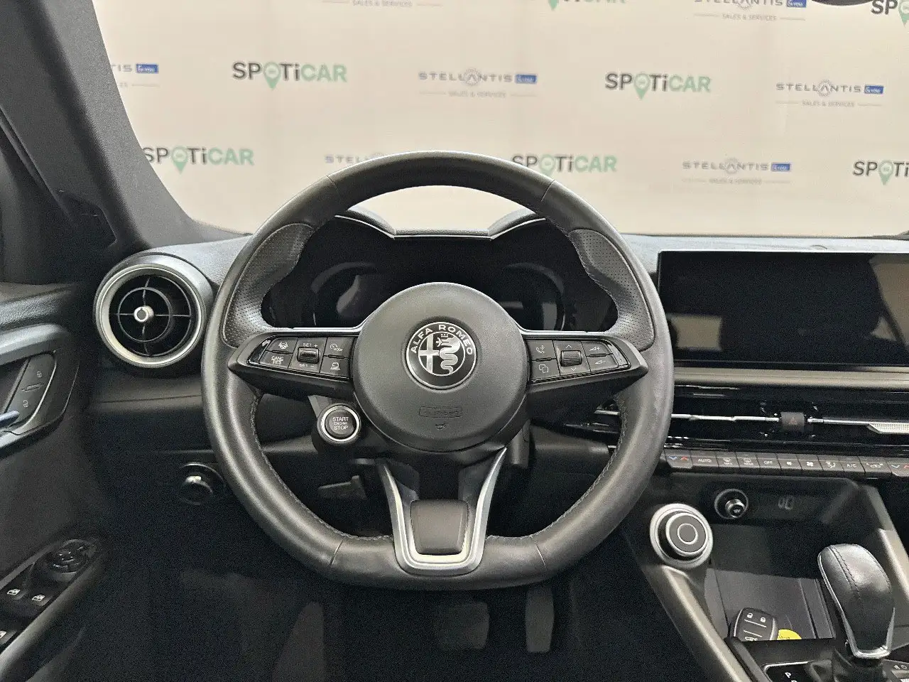 Alfa Romeo Tonale 2023 — фото 13