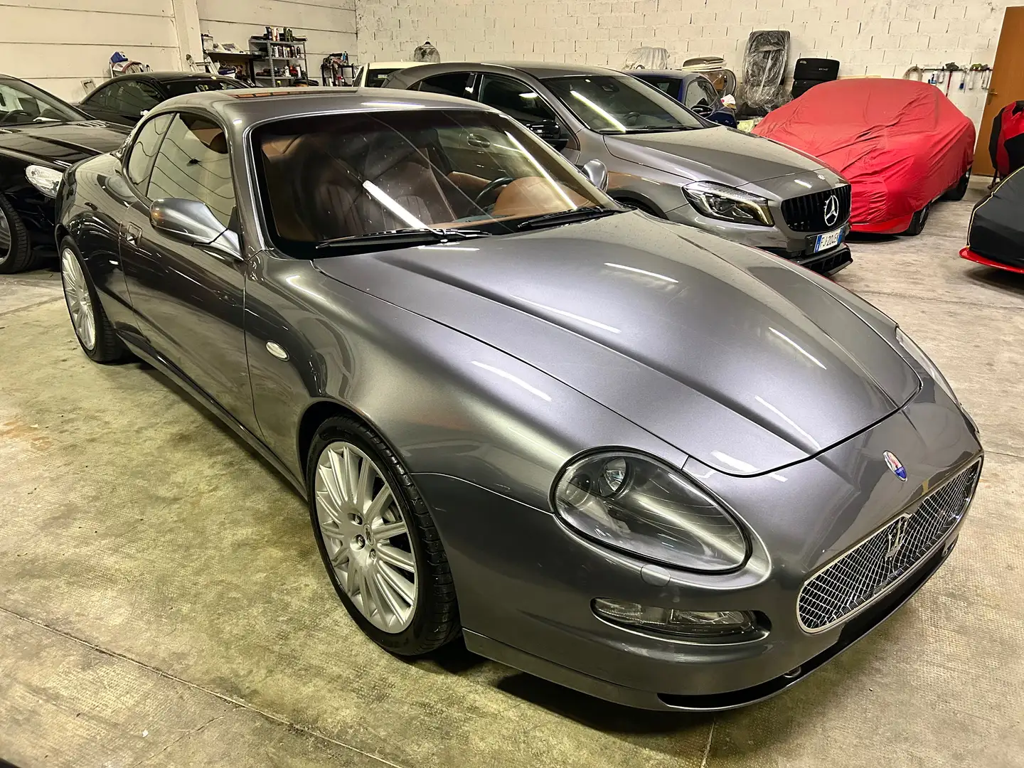 Maserati 4200 Coupe v8 cambiocorsa Gris - 2