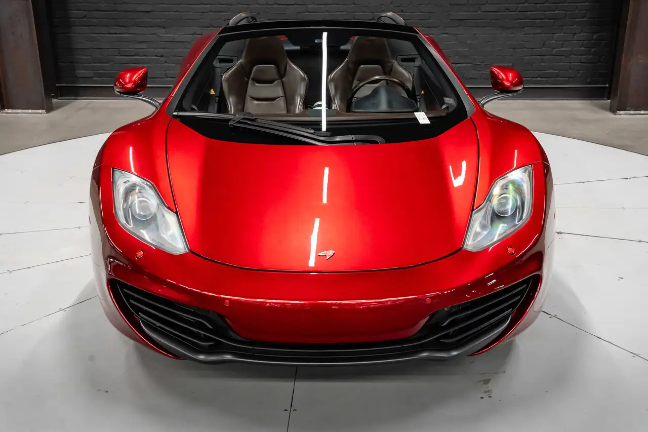 McLaren MP4-12C снимка McLaren MP4-12C