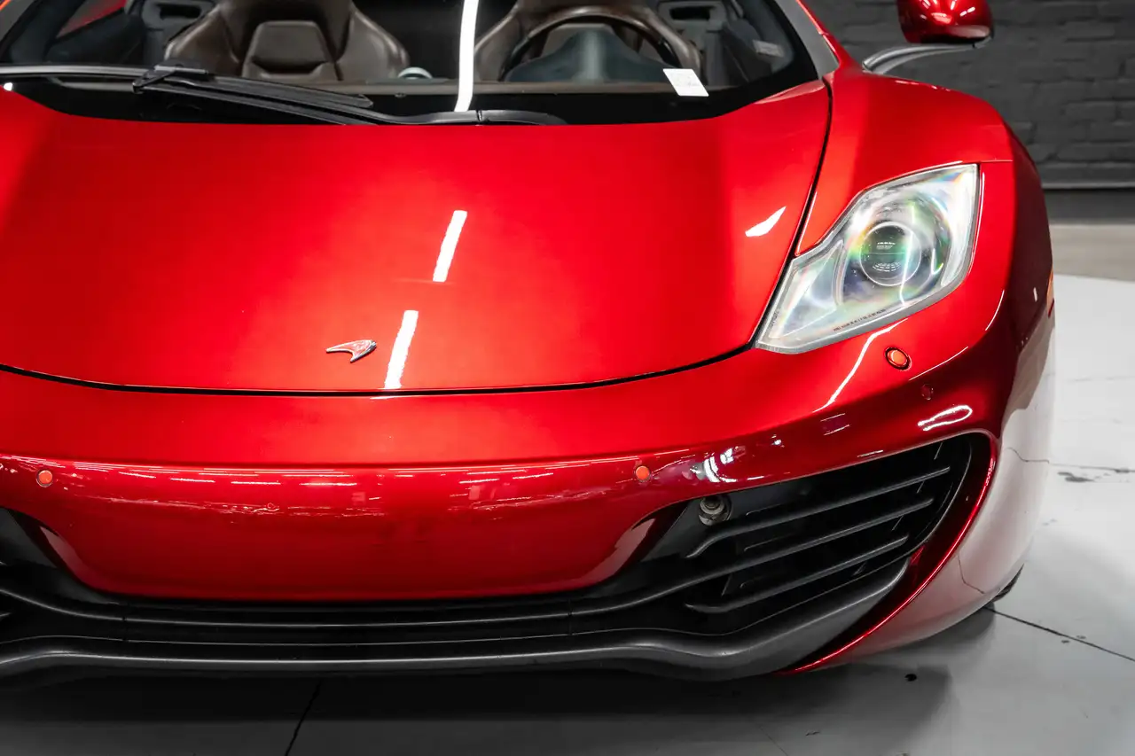 McLaren MP4-12C снимка McLaren MP4-12C