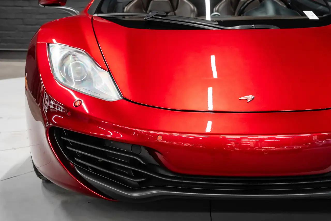 McLaren MP4-12C снимка McLaren MP4-12C