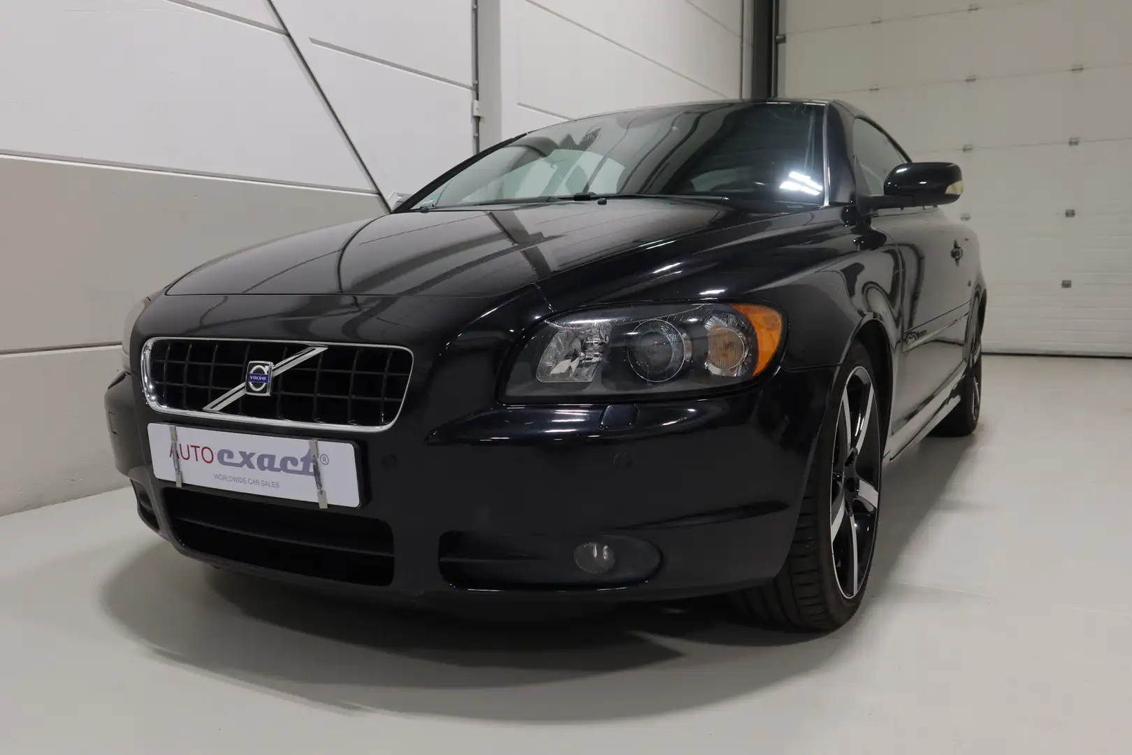 Volvo C70 Convertible 2.5 T5 Summum - Boekjes ingevuld aanwe Zwart - 1