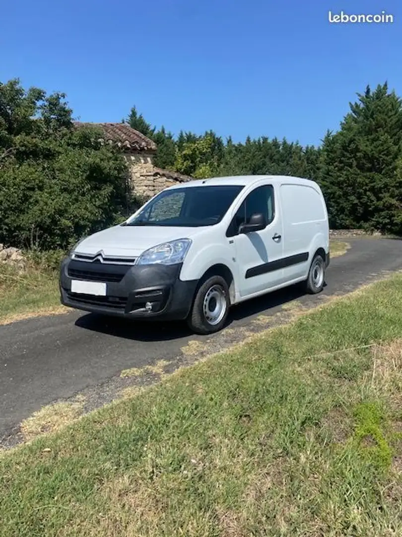 Citroen Berlingo v3 taille m bhdi 100 club Blanc - 1