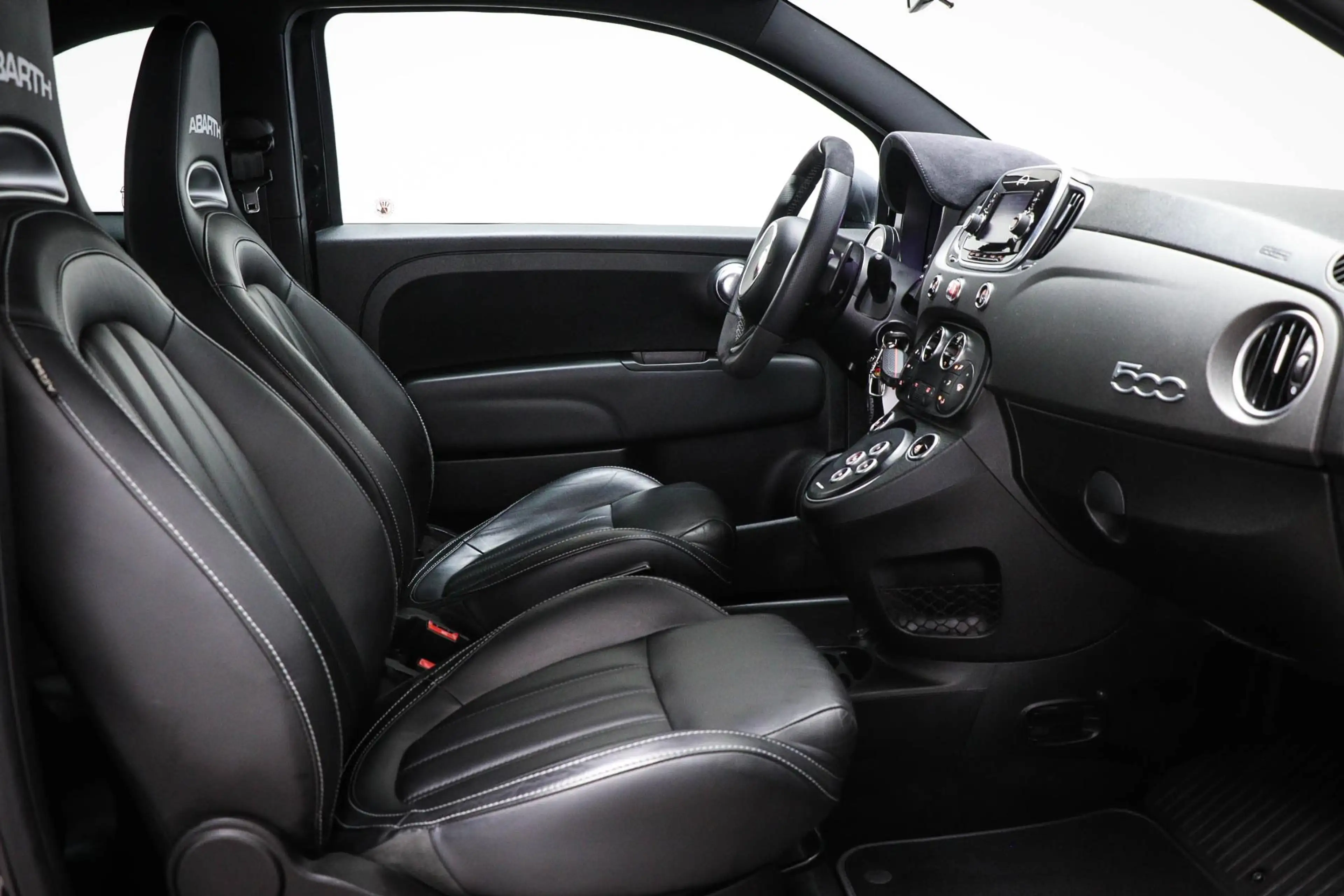 Fiat 500C Abarth 1.4 T-Jet Competizione | BEATS | CLIMA | LEDER — photo 11