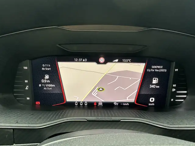 Skoda Superb view 12