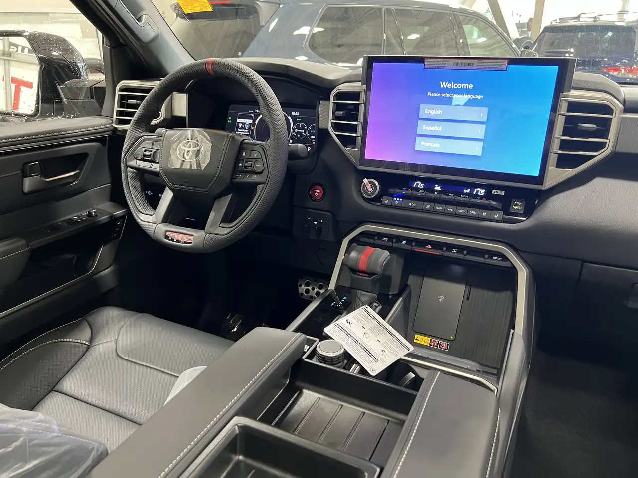 Toyota Tundra снимка Toyota Tundra