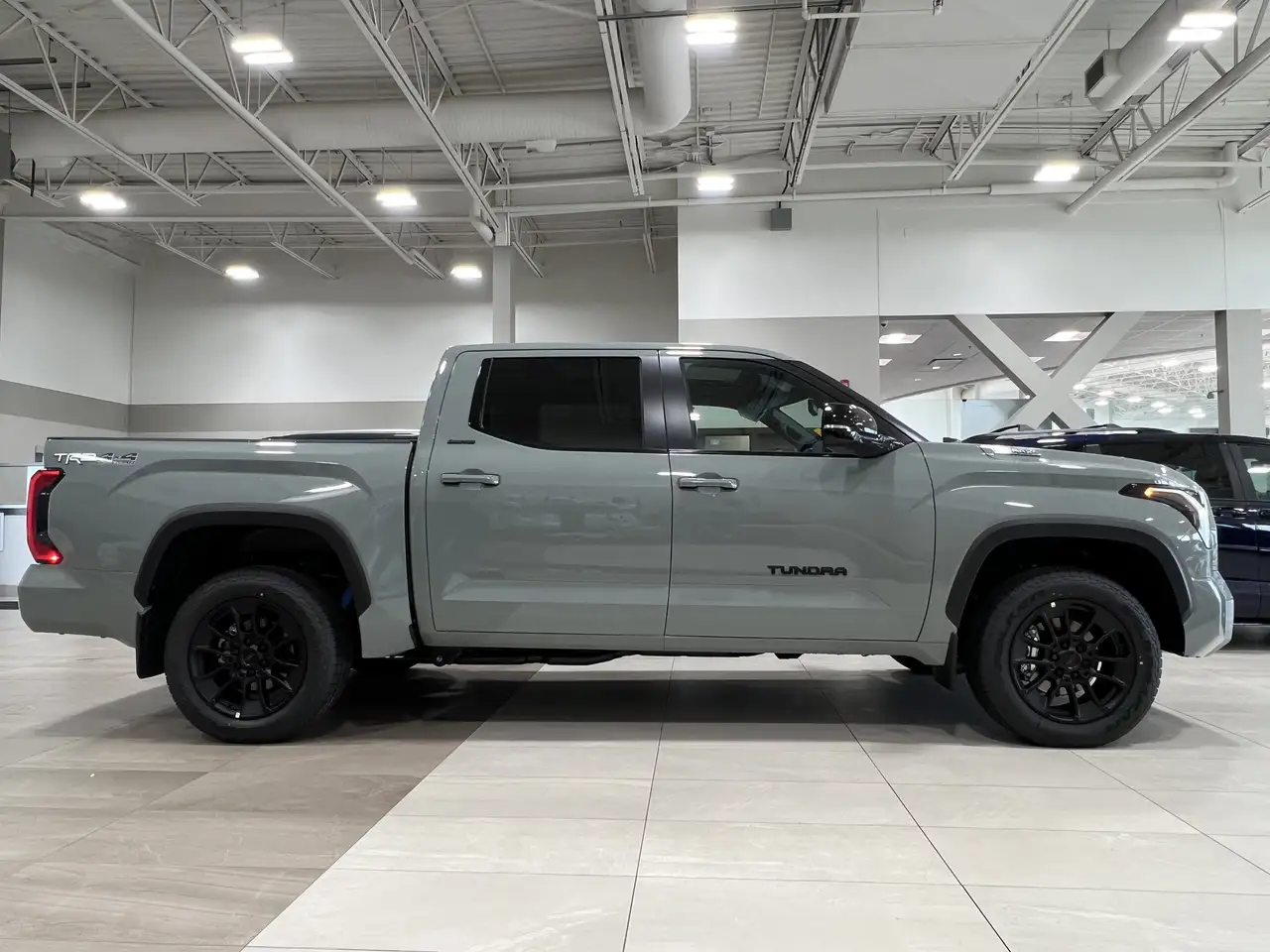 Toyota Tundra снимка Toyota Tundra