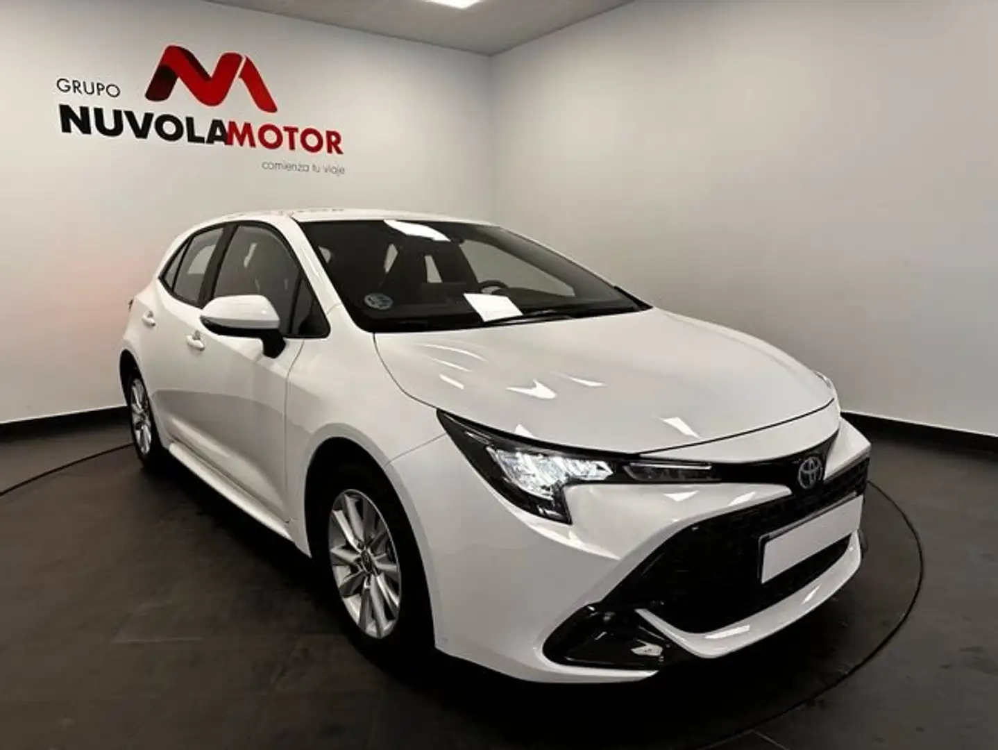 Toyota Corolla 125H Business Plus Gris - 2