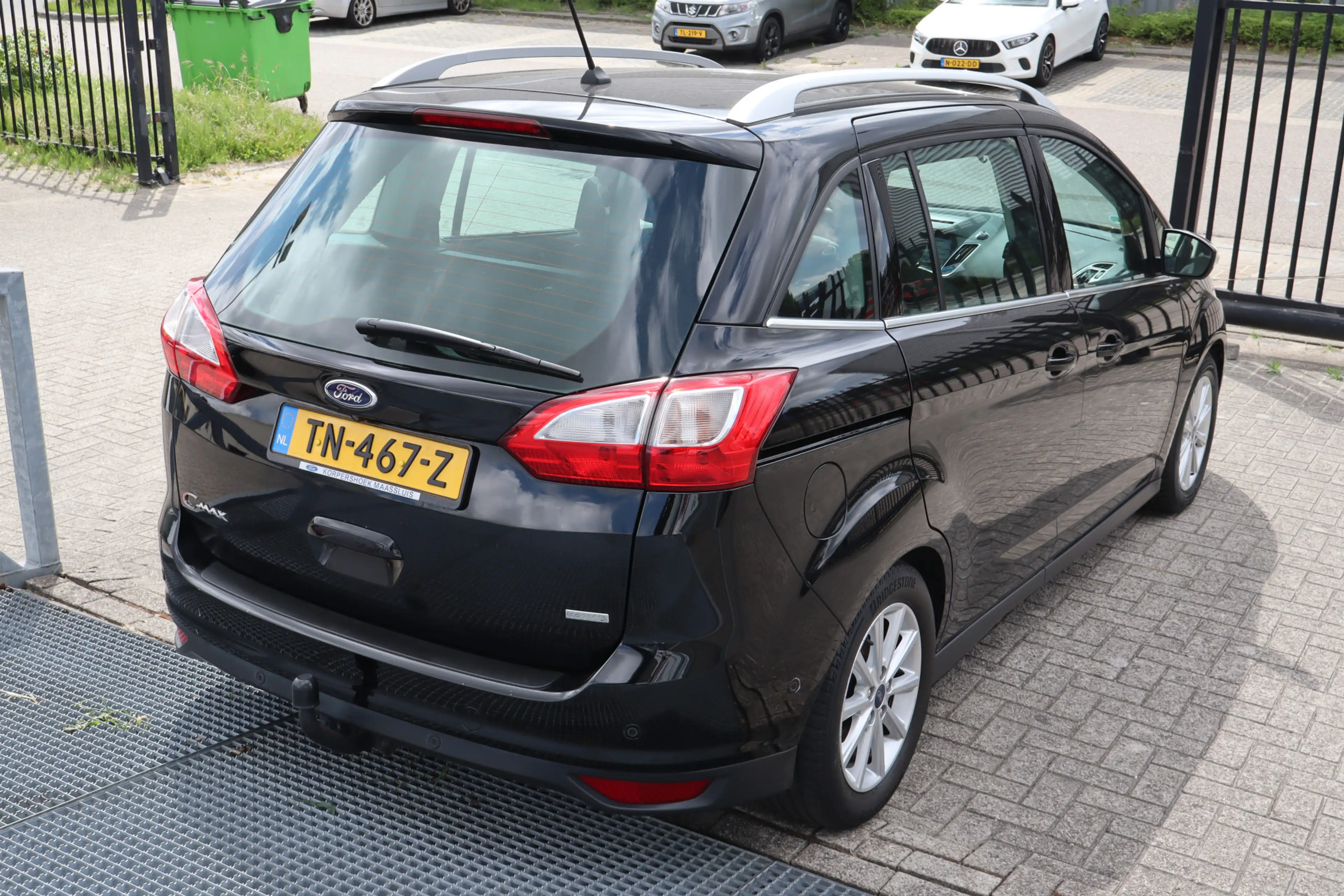 Ford Grand C-Max 1.0 Titanium 7 PersoonsAuto/Climatronic Airco/Trek — photo 9