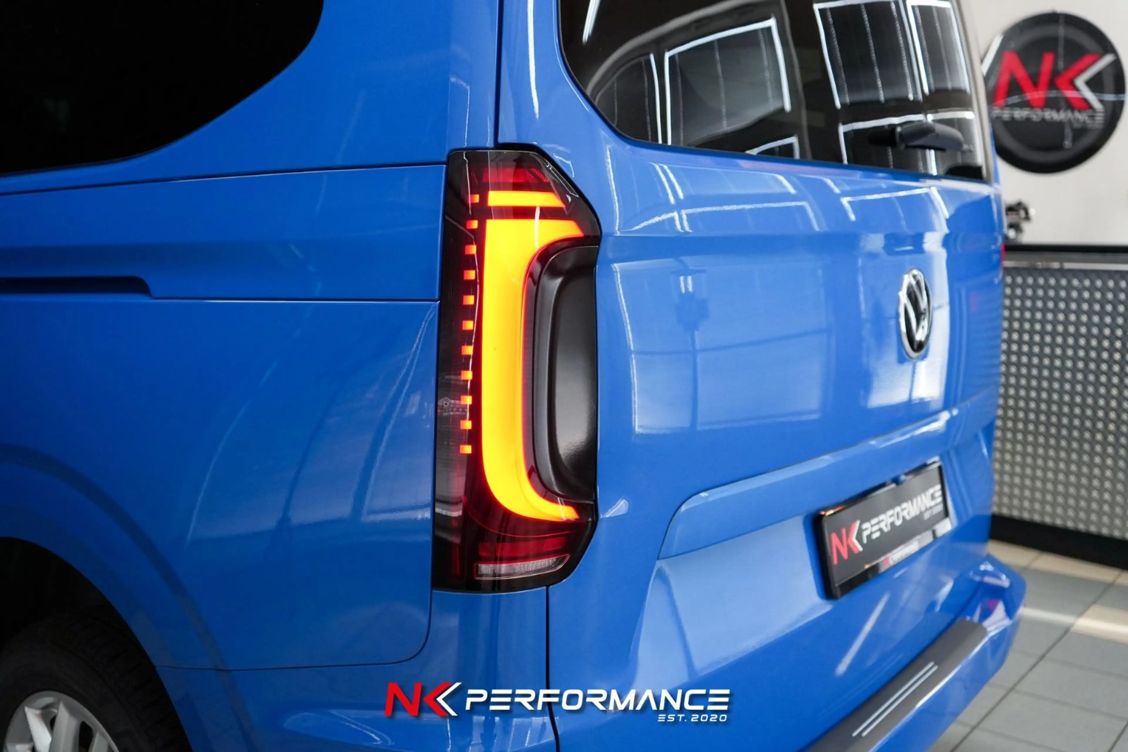 Volkswagen T7 Caravelle T7 e-Caravelle 210 kW LR Style/8-SITZ /AHK /360° — photo 14