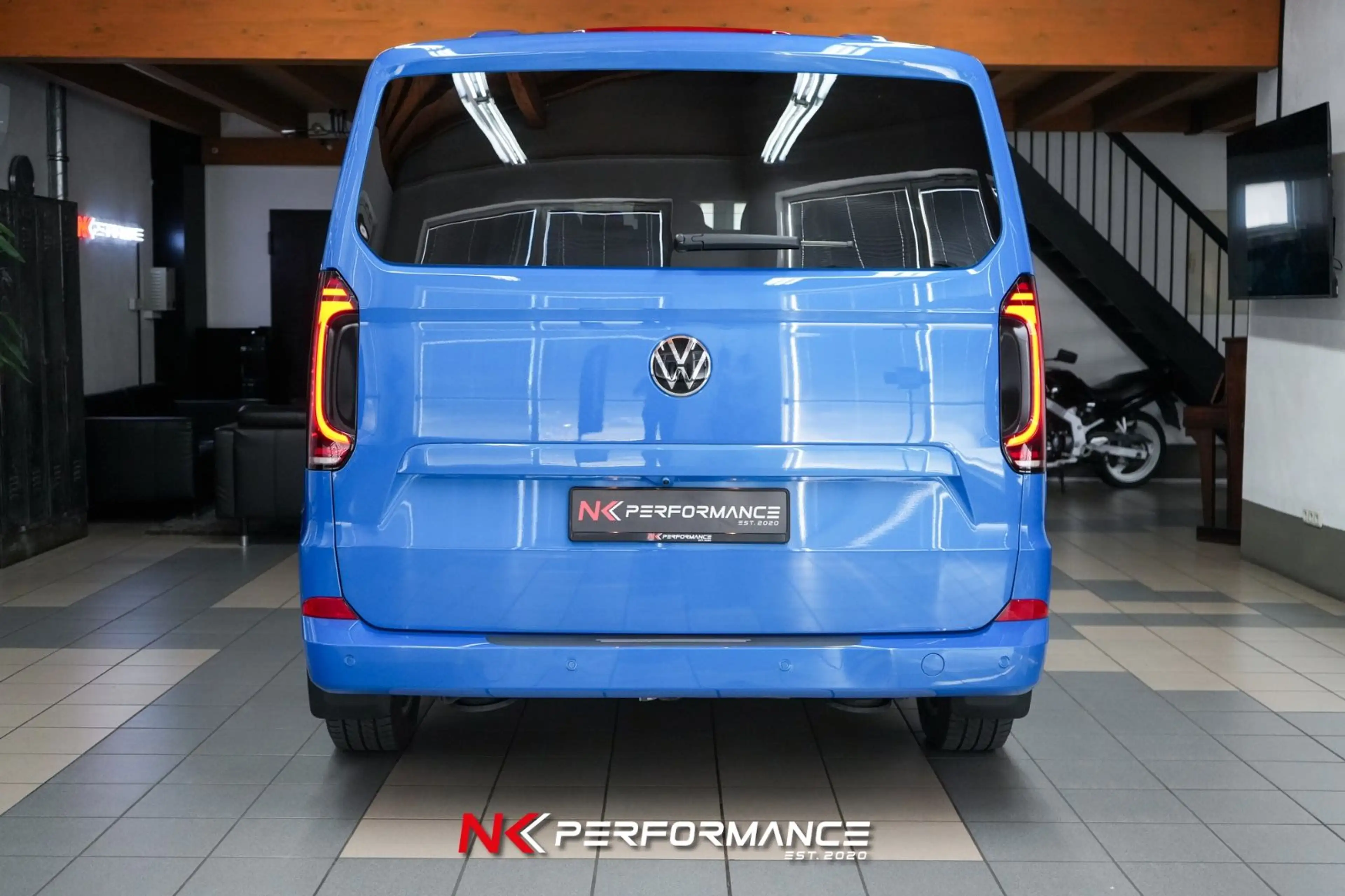 Volkswagen T7 Caravelle T7 e-Caravelle 210 kW LR Style/8-SITZ /AHK /360° — photo 10