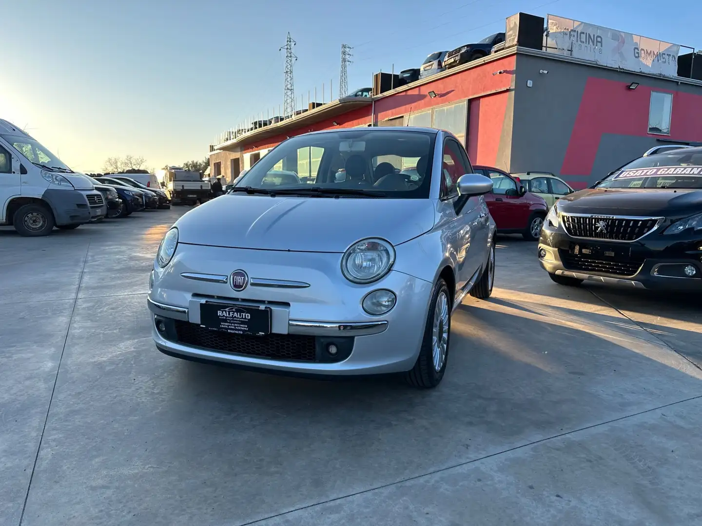 Fiat 500 1.2 Lounge Silber - 1
