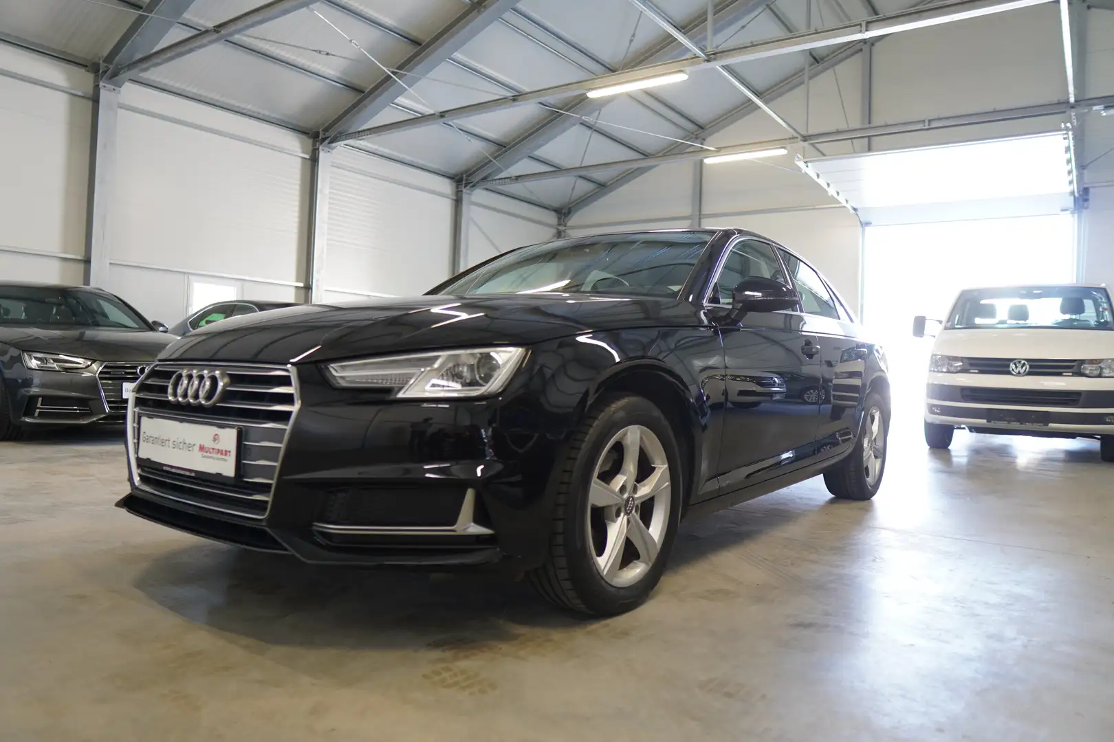 Audi A4 35 TFSI sport S-tronic VIRTUAL COCKPIT LEDER AHK Schwarz - 1
