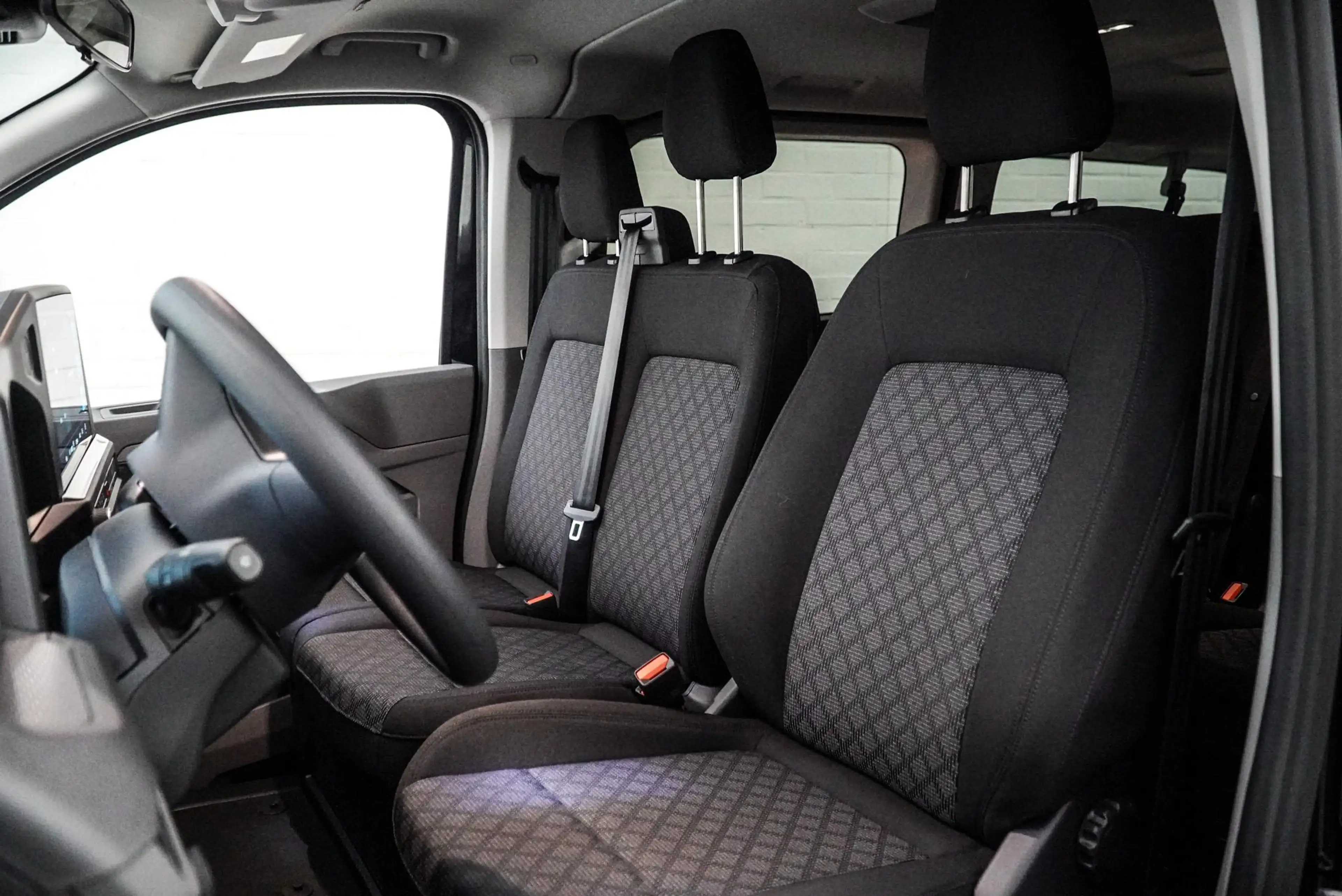 Volkswagen T7 Kombi DUBBEL CABINE lang 4 moiton — photo 6