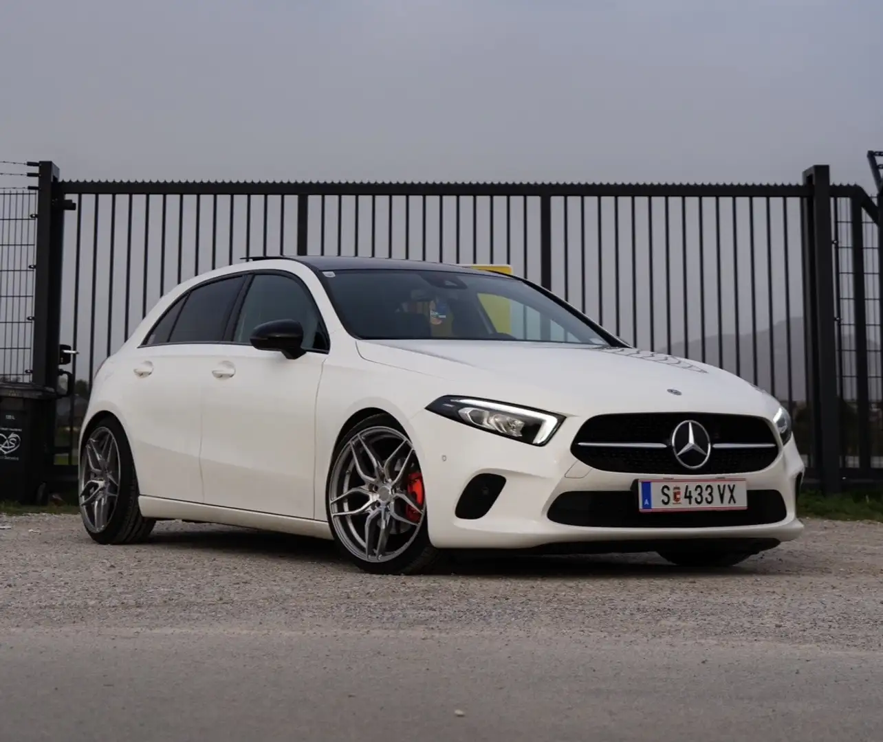 Mercedes-Benz A 200 Progressive | Night-Paket | ST-Tieferlegung - 1