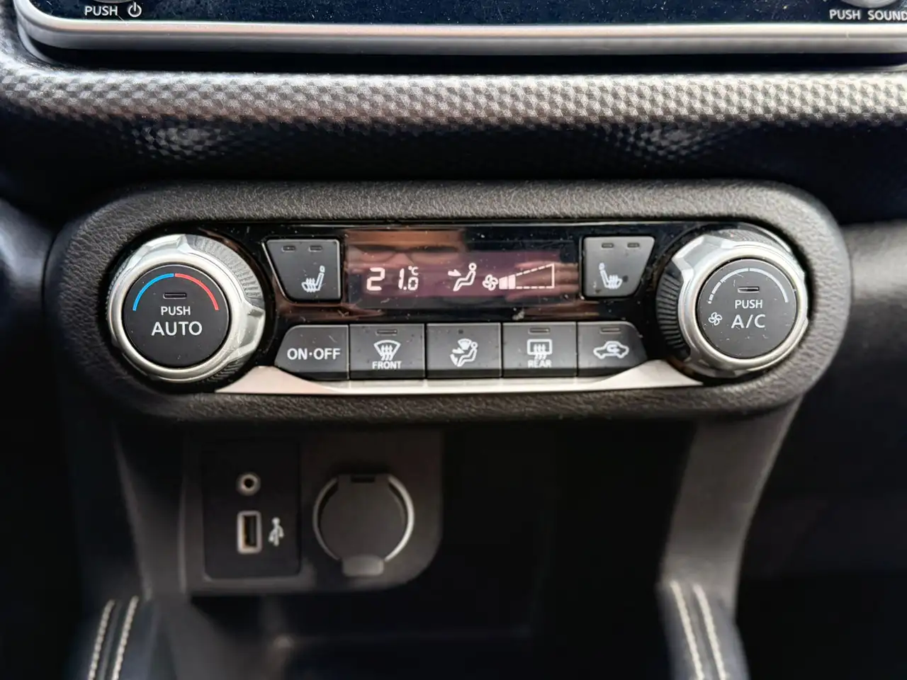 Nissan Kicks fotografie Nissan Kicks