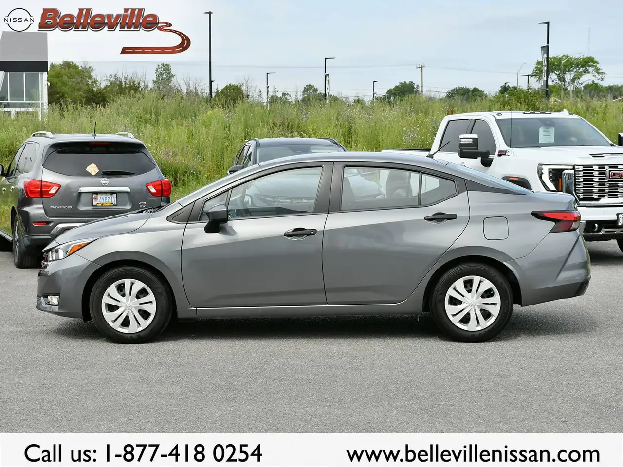 Nissan Versa fotografie Nissan Versa