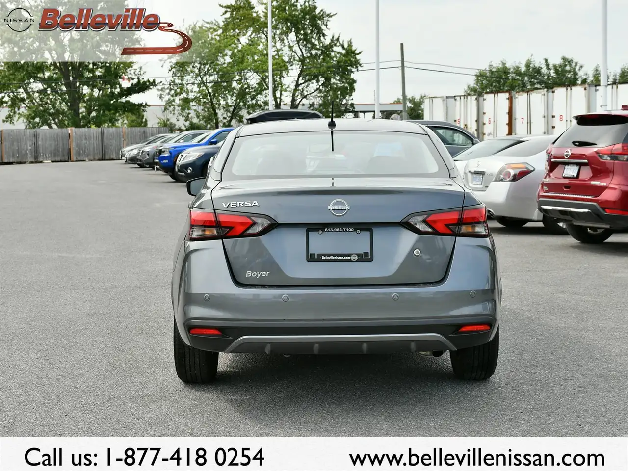 Nissan Versa fotografie Nissan Versa
