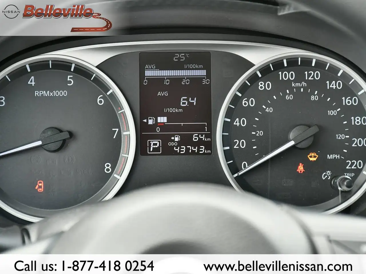 Nissan Versa fotografie Nissan Versa