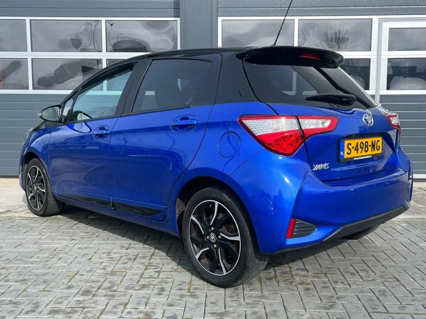 Toyota Yaris 1.5 VVT-i Aspiration FULL Options Blauw - 2