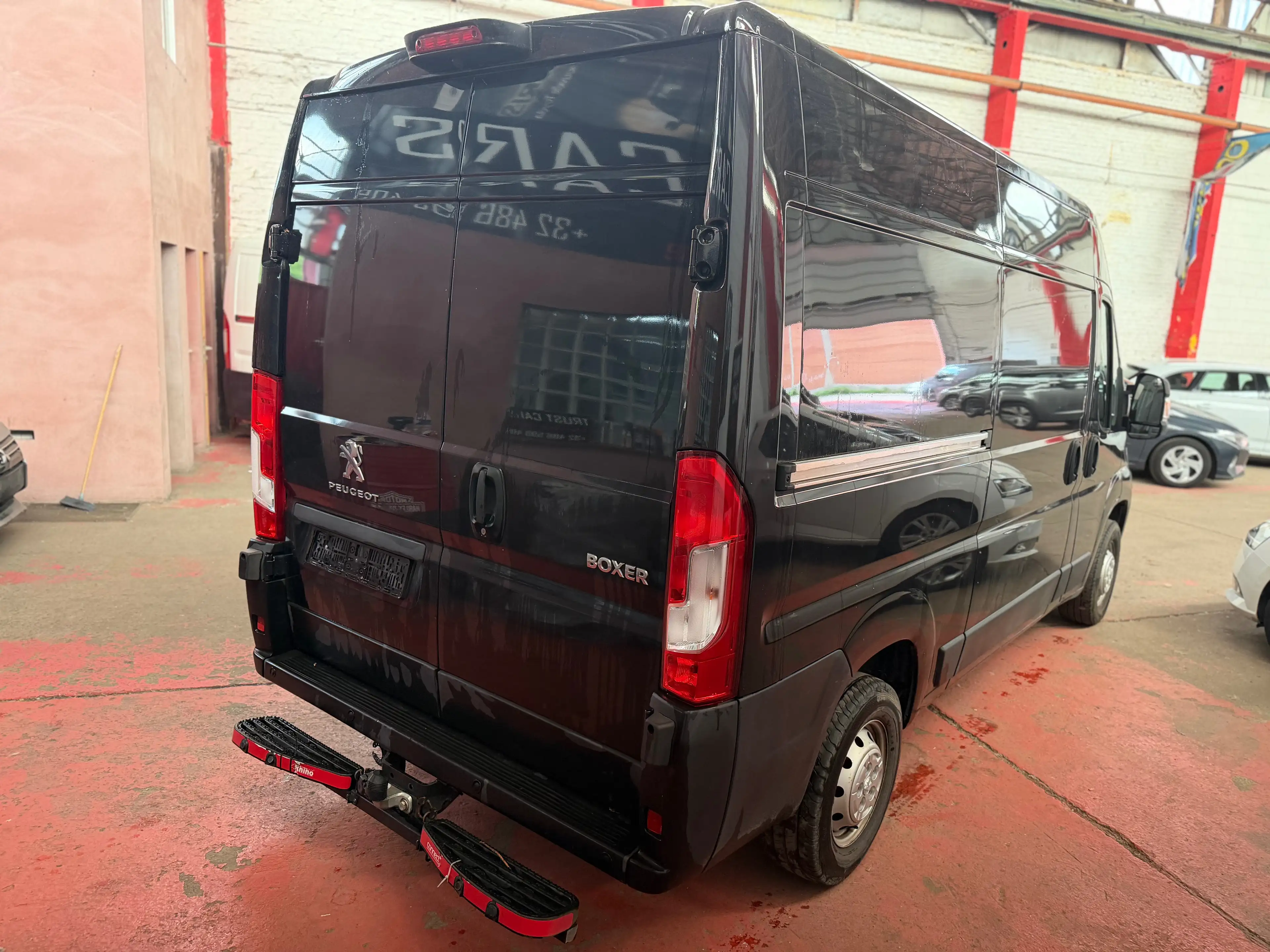 Peugeot Boxer 2.2 BlueHDi L2H2 Asphalt S/S — photo 4