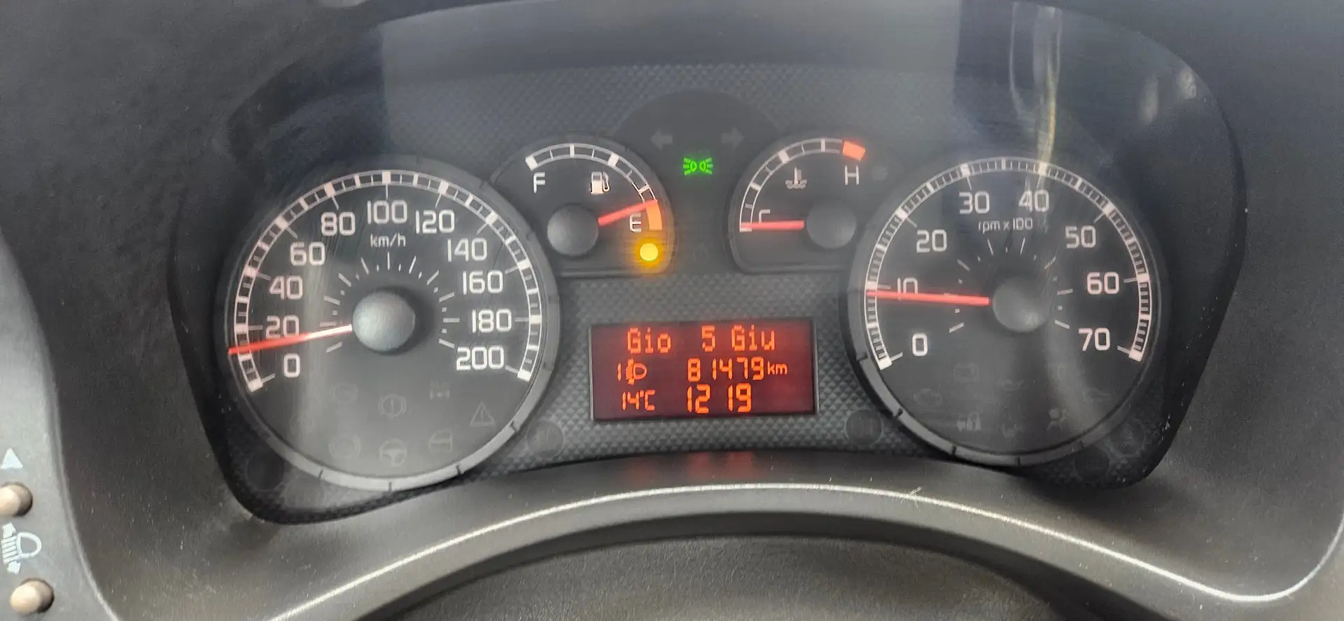 Fiat Panda 1.3 mjt 16v Cross 4x4 Grün - 2