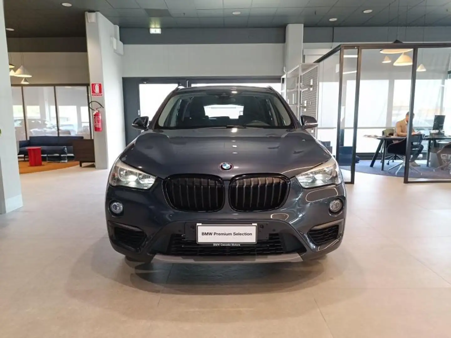 BMW X1 sdrive18d Advantage Grigio - 2