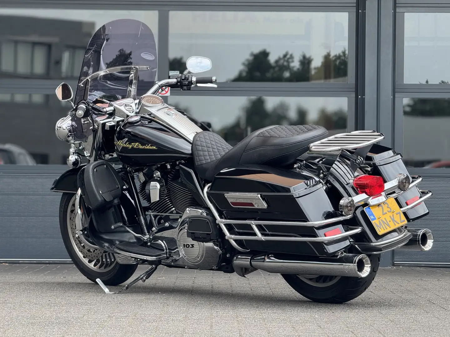 Harley-Davidson Road King 103 FLHR 110 An. Ed. Negro - 2