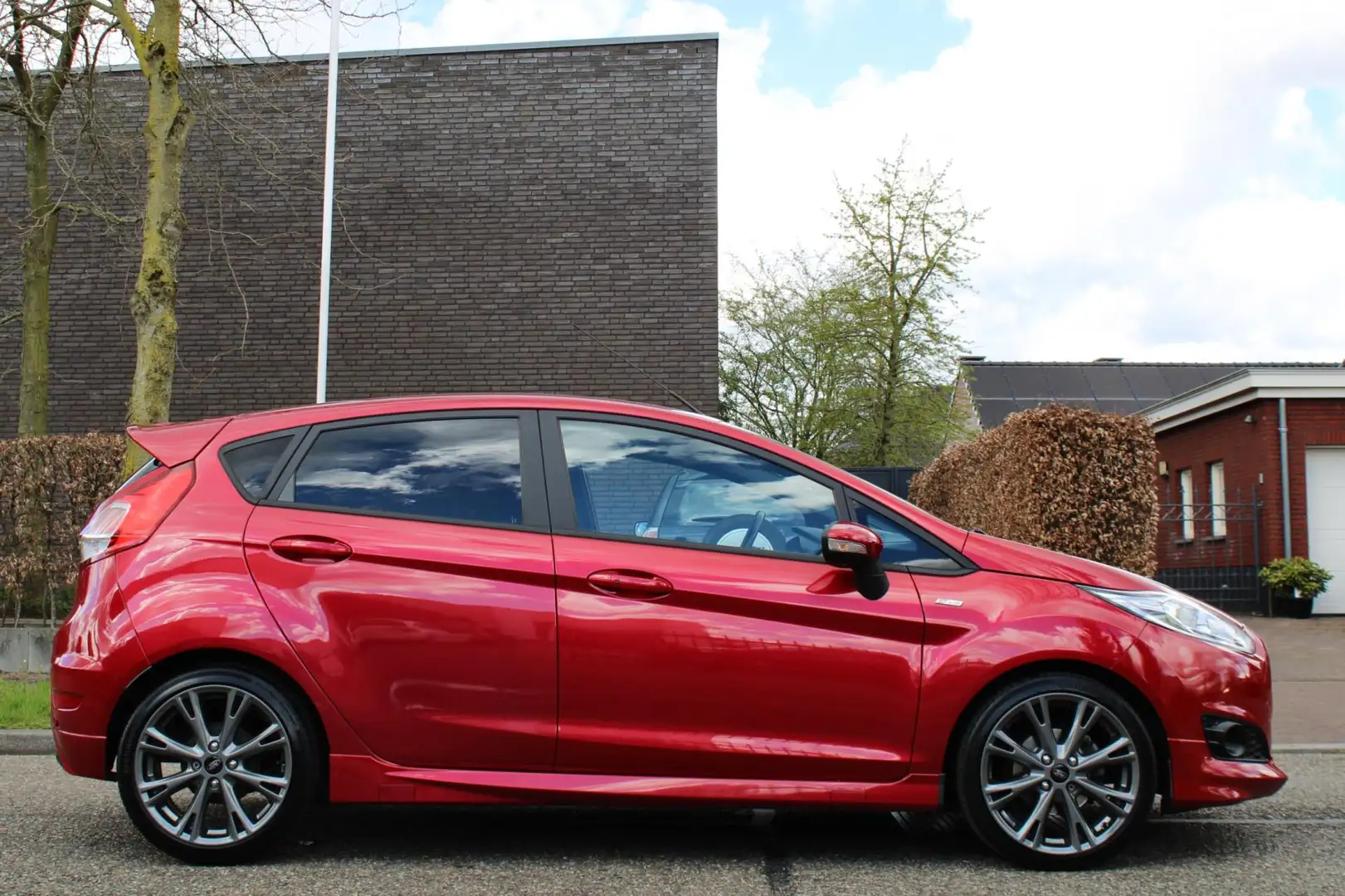 Ford Fiesta 1.0 EcoBoost ST Line | NAVI | CLIMA | CRUISE | STO Rouge - 2