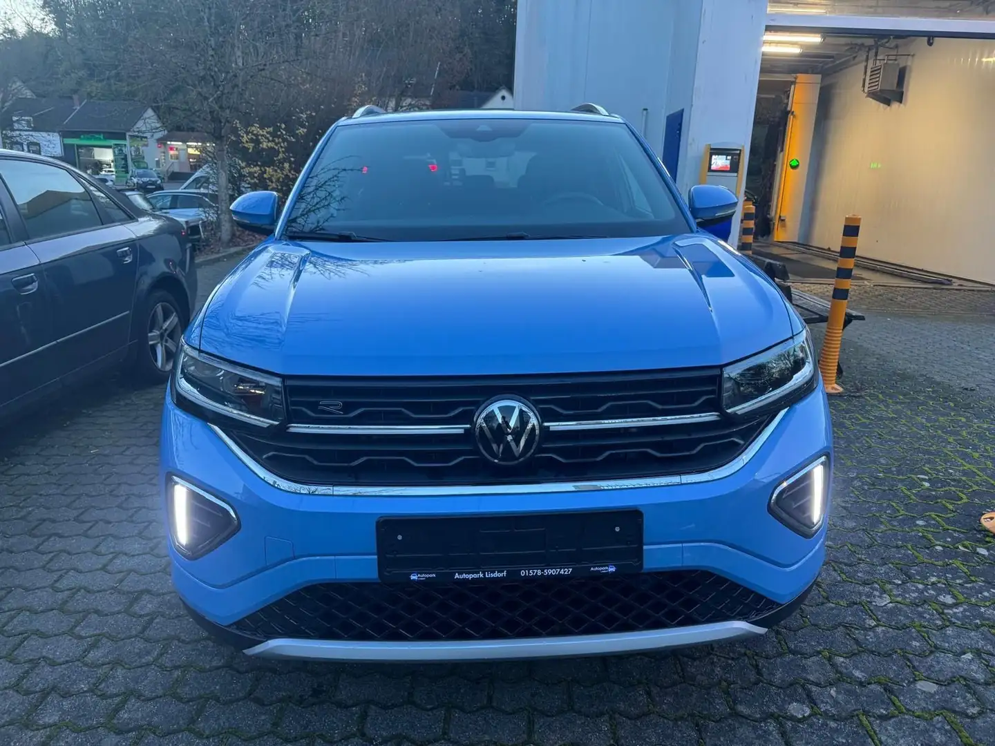 Volkswagen T-Cross 1.5 TSI 110 kW R-Line Navi+IQLight+Kamer Blau - 2