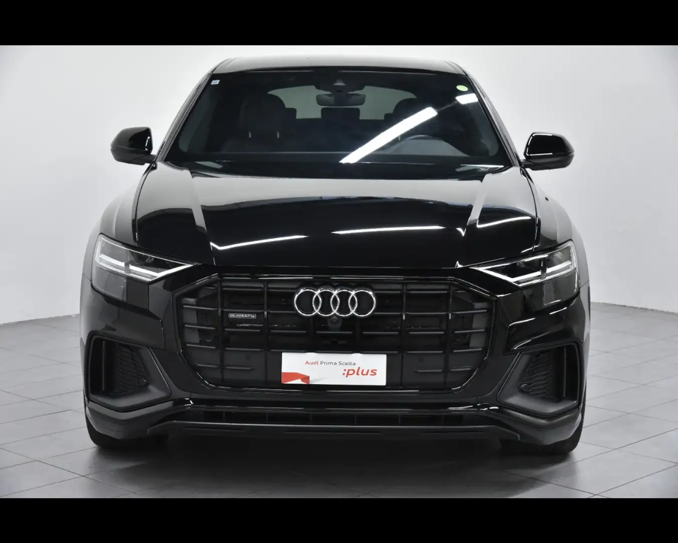 Audi Q8 3.0 TDI Tiptronic Sline mhev quattro Zwart - 2
