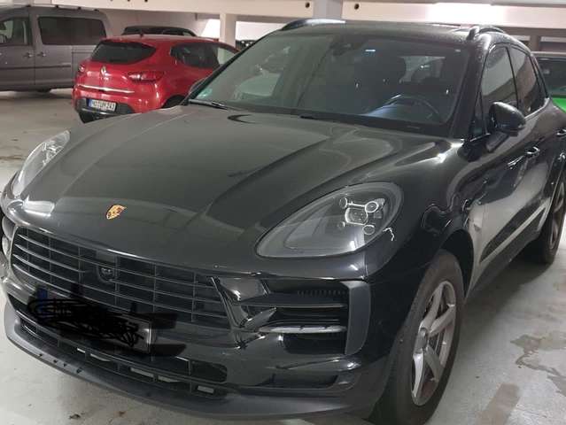 Imagine Porsche Macan Macan S PDK
