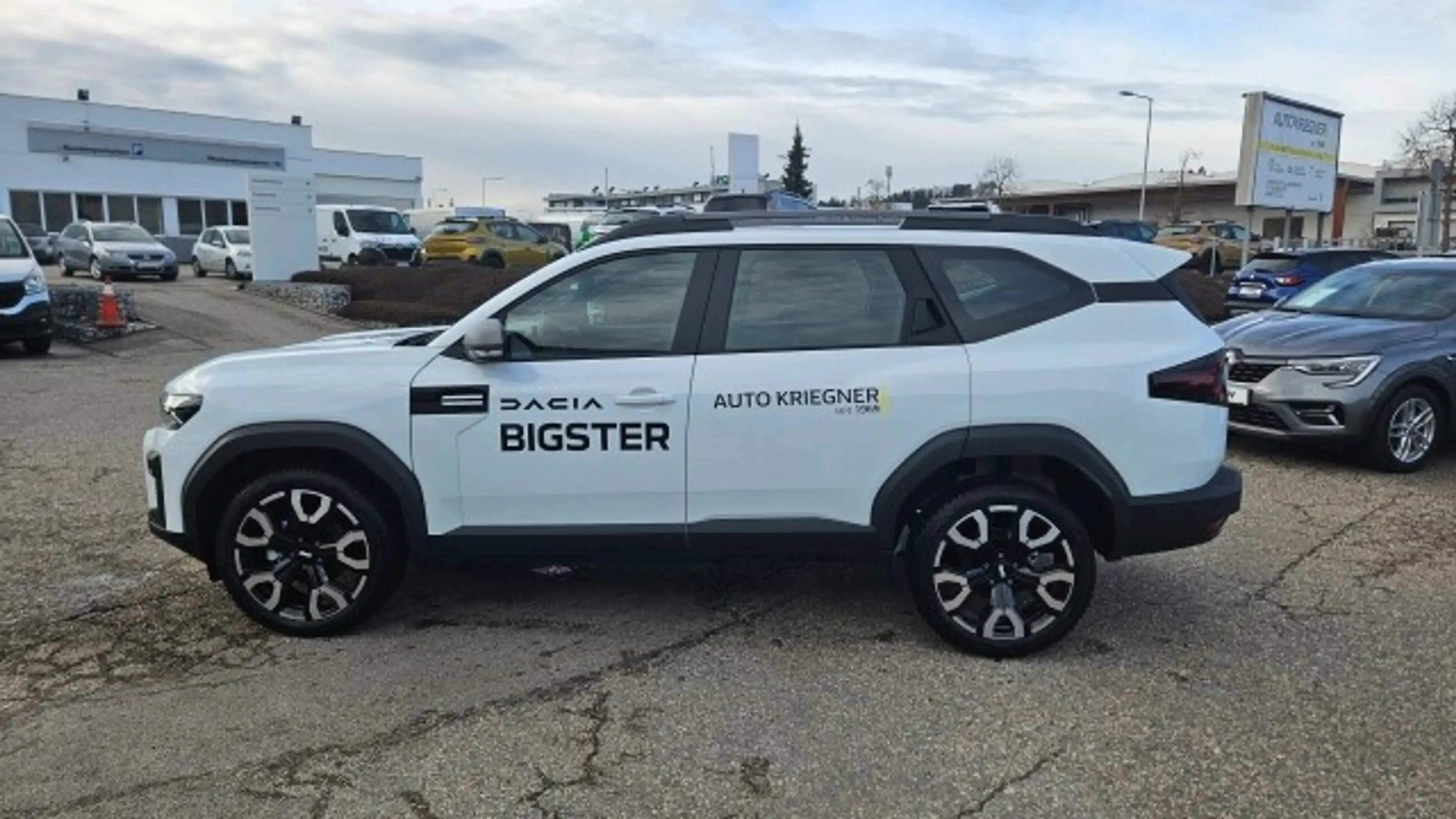 Dacia Bigster Expression TCe 140 — photo 8