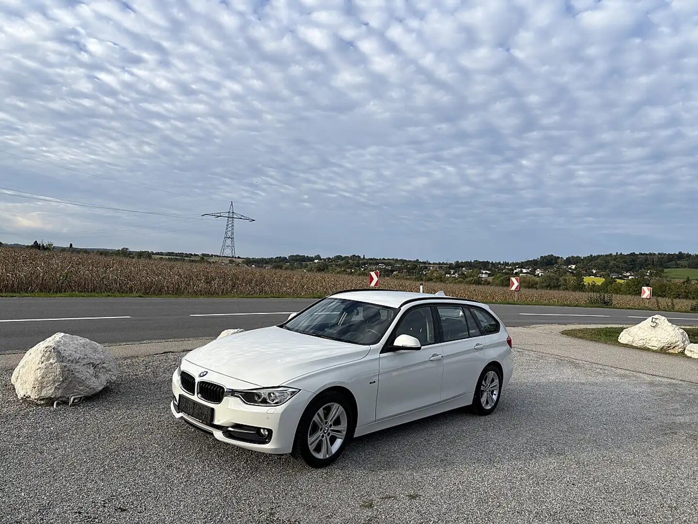 BMW 316 i Touring Weiß - 2