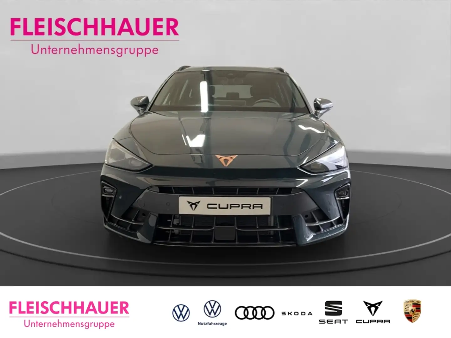 CUPRA Leon Sportstourer 1.5 eTSI DSG AHK Navi Kamera PDC LED Blau - 2