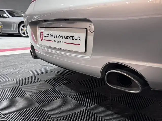 Porsche 911 view 15