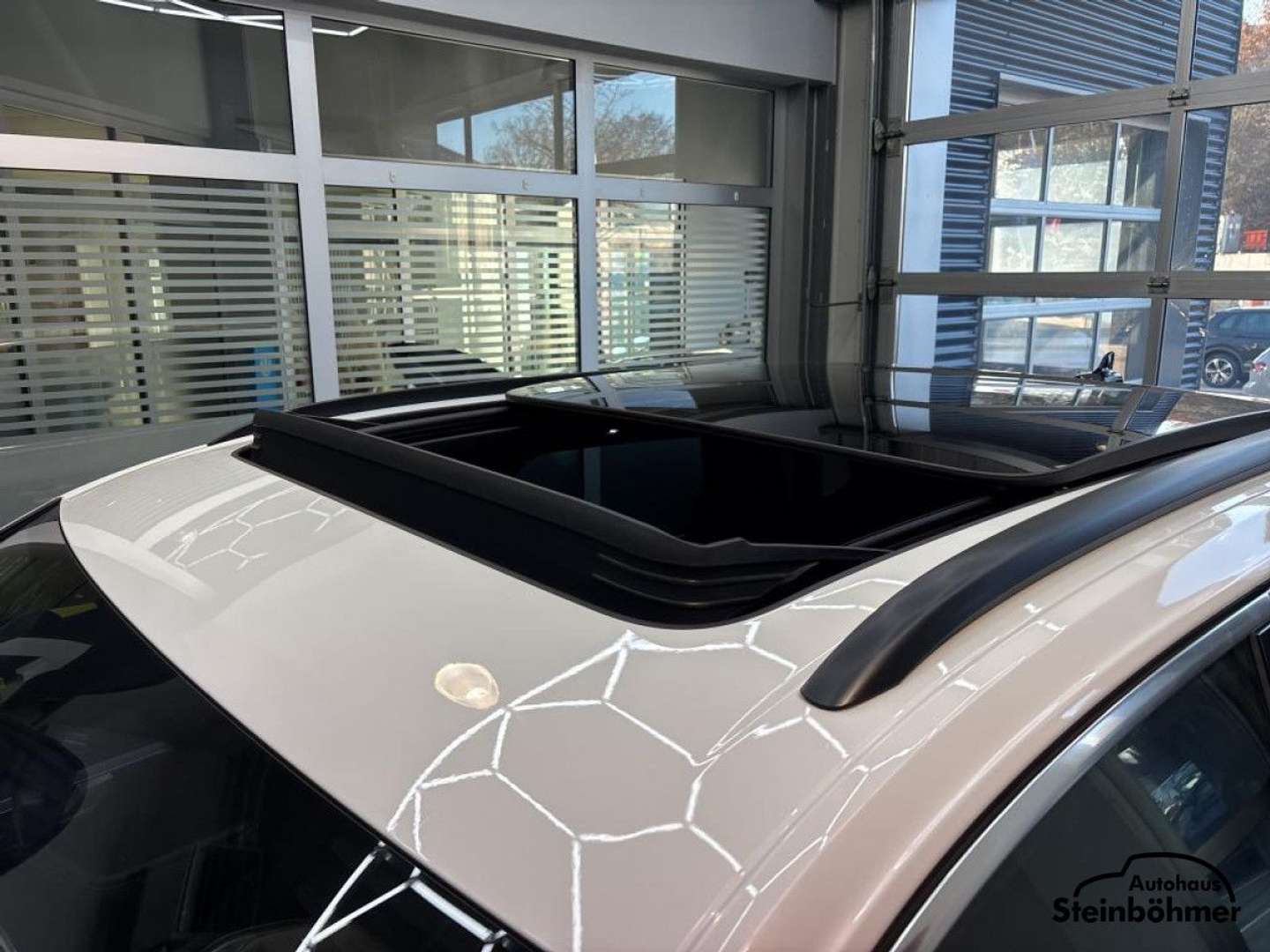 Volkswagen Touareg R-Line -  - Joinsteer - #5