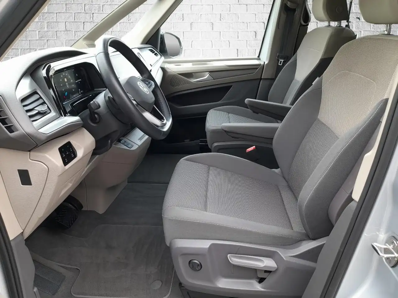 Volkswagen T7 Multivan Life T7 KÜ 2,0 TDI AHK|ACC|5J.Gar|LED|NAVI 9