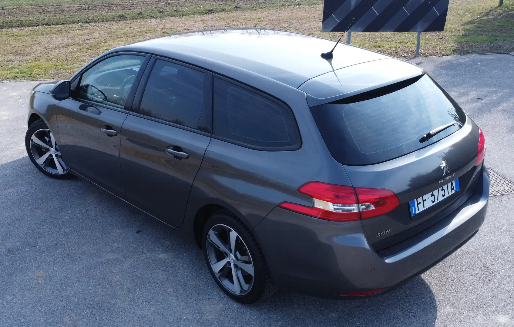 Peugeot 308 308 SW BlueHDi 1.6 120CV Active Grigio - 1