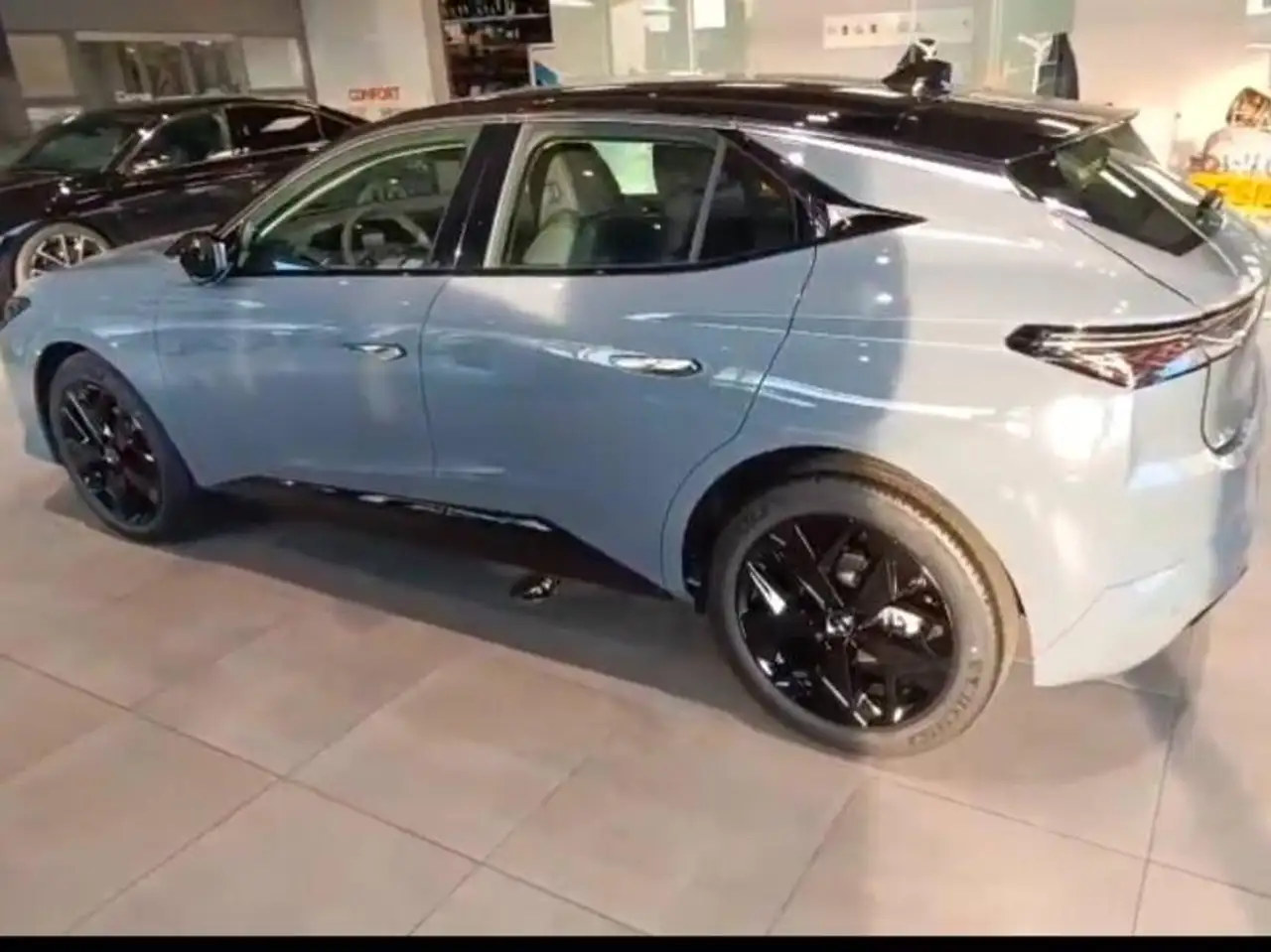 DS Automobiles N°4 2026