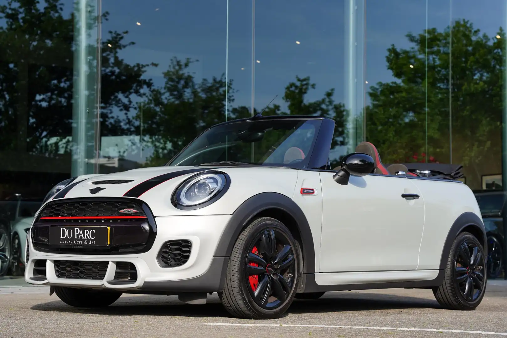MINI John Cooper Works Cabrio Mini 2.0 Chili Harman Kardon Wit - 1