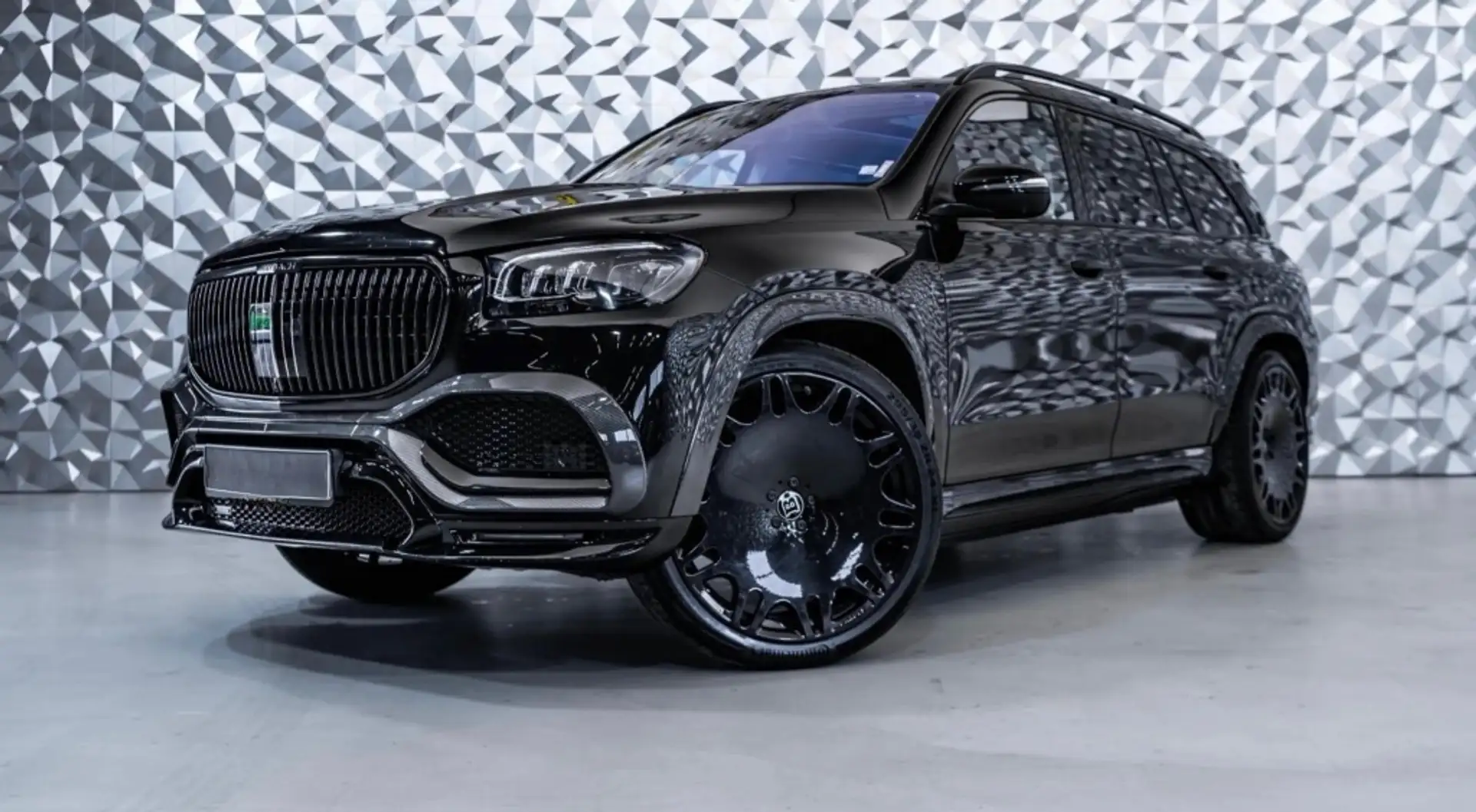 Mercedes-Benz GLS 600 Mercedes-Maybach 4MATIC Black - 1