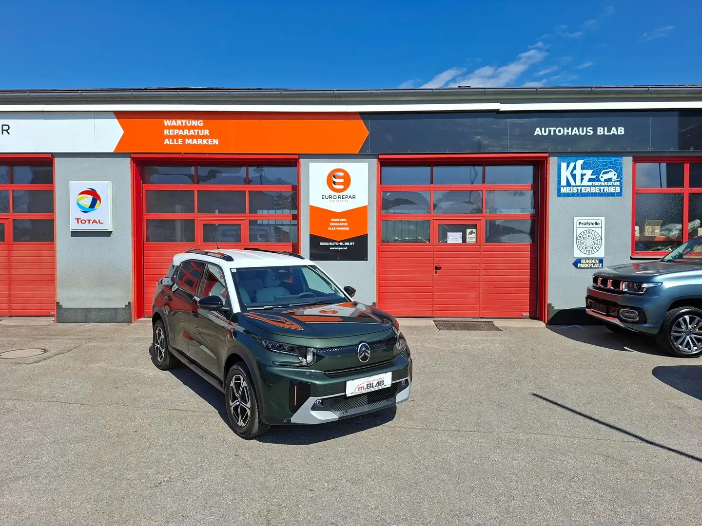 Citroen C3 Aircross Hybrid 145 MAX ***mit WINTERPAKET*** Grün - 1